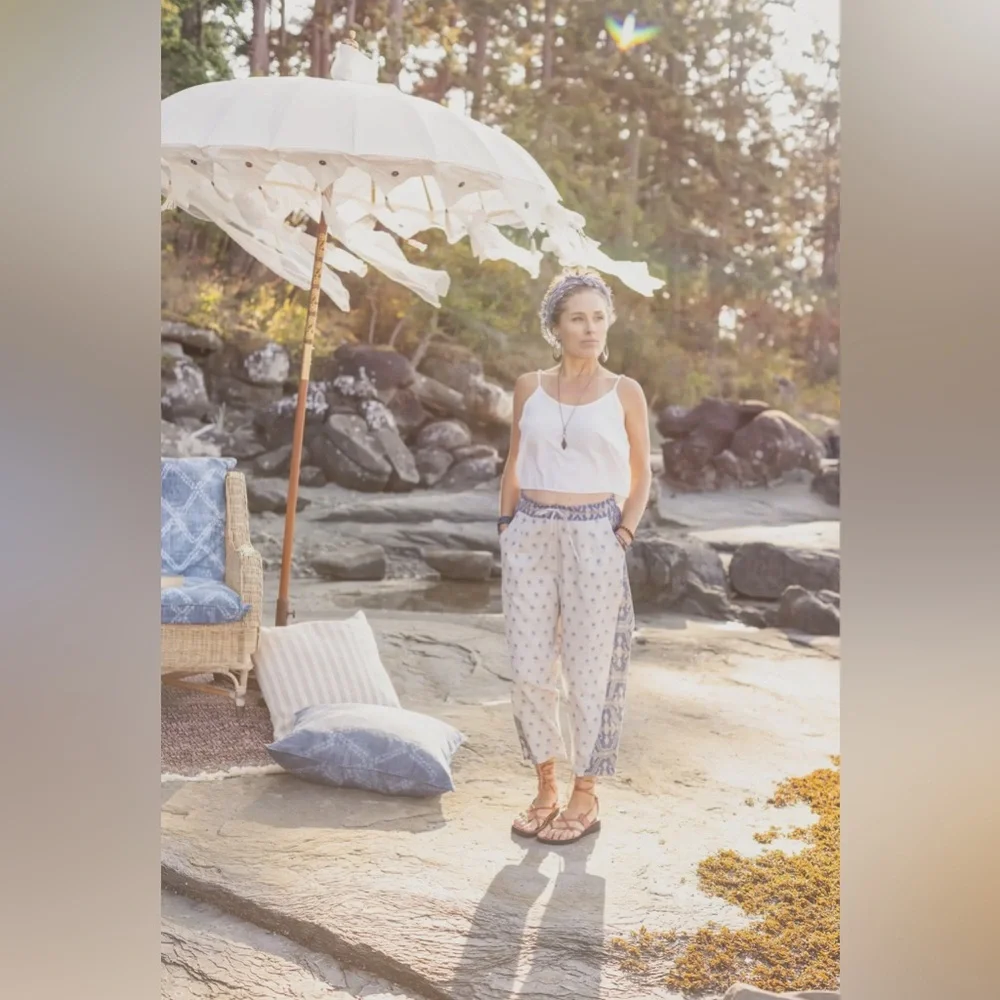 ⭐️Market of Stars⭐️ Head In The Clouds Artist Boho Comfy Cropped Pants